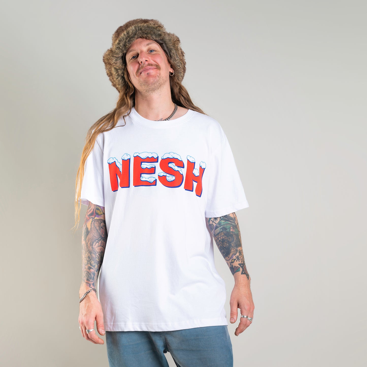 Nesh - Unisex Heavy T-shirt
