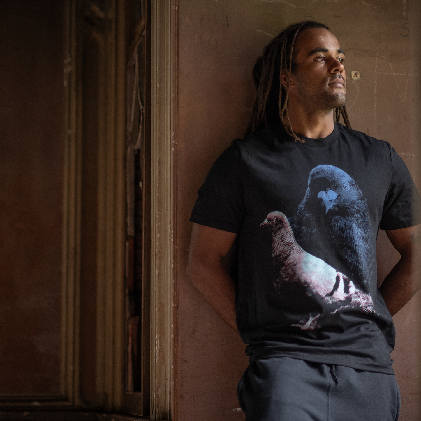 It's Just A Pigeon - Unisex T-shirt